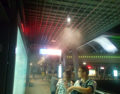 宁波市火车站站台安装高压微雾加湿器